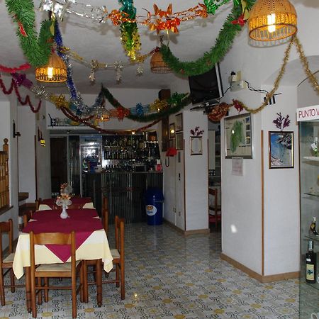 Hotel Le Due Lanterne à Aieta Extérieur photo
