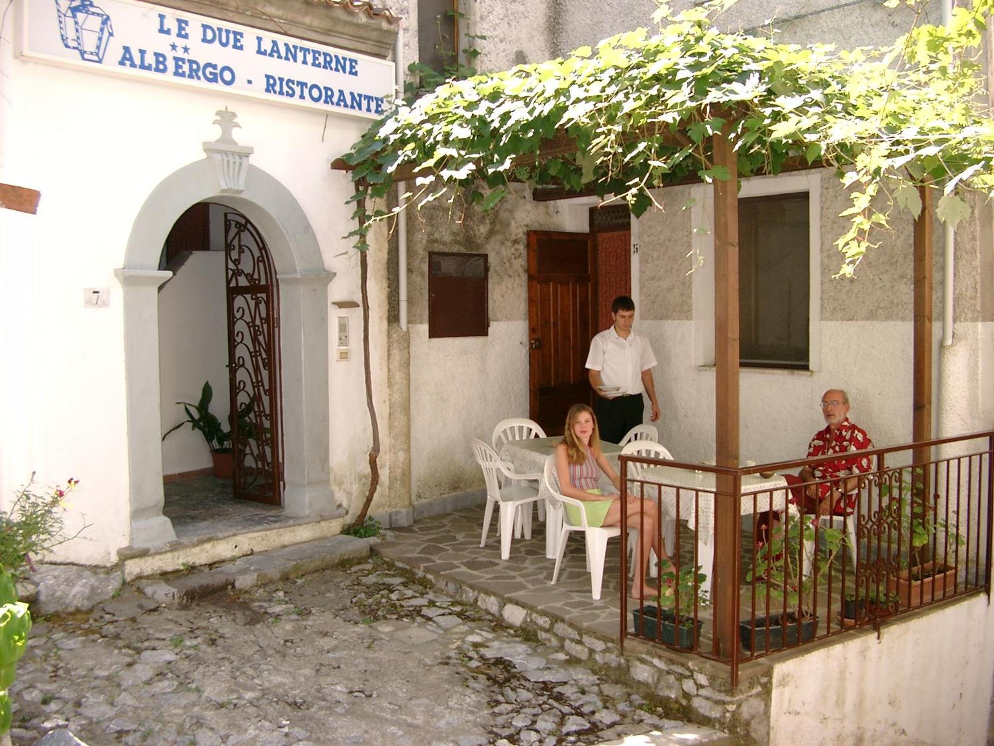 Hotel Le Due Lanterne à Aieta Extérieur photo