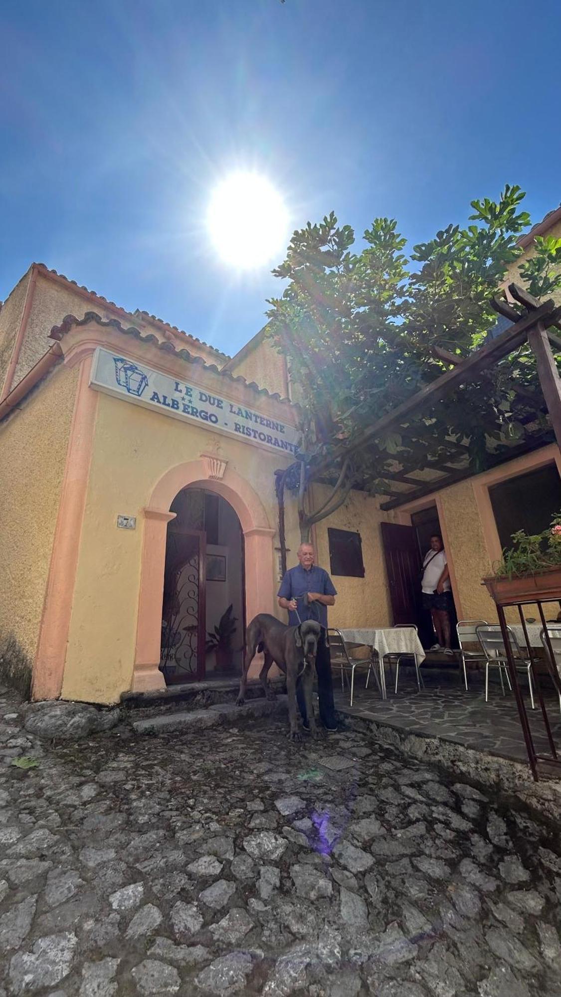 Hotel Le Due Lanterne à Aieta Extérieur photo