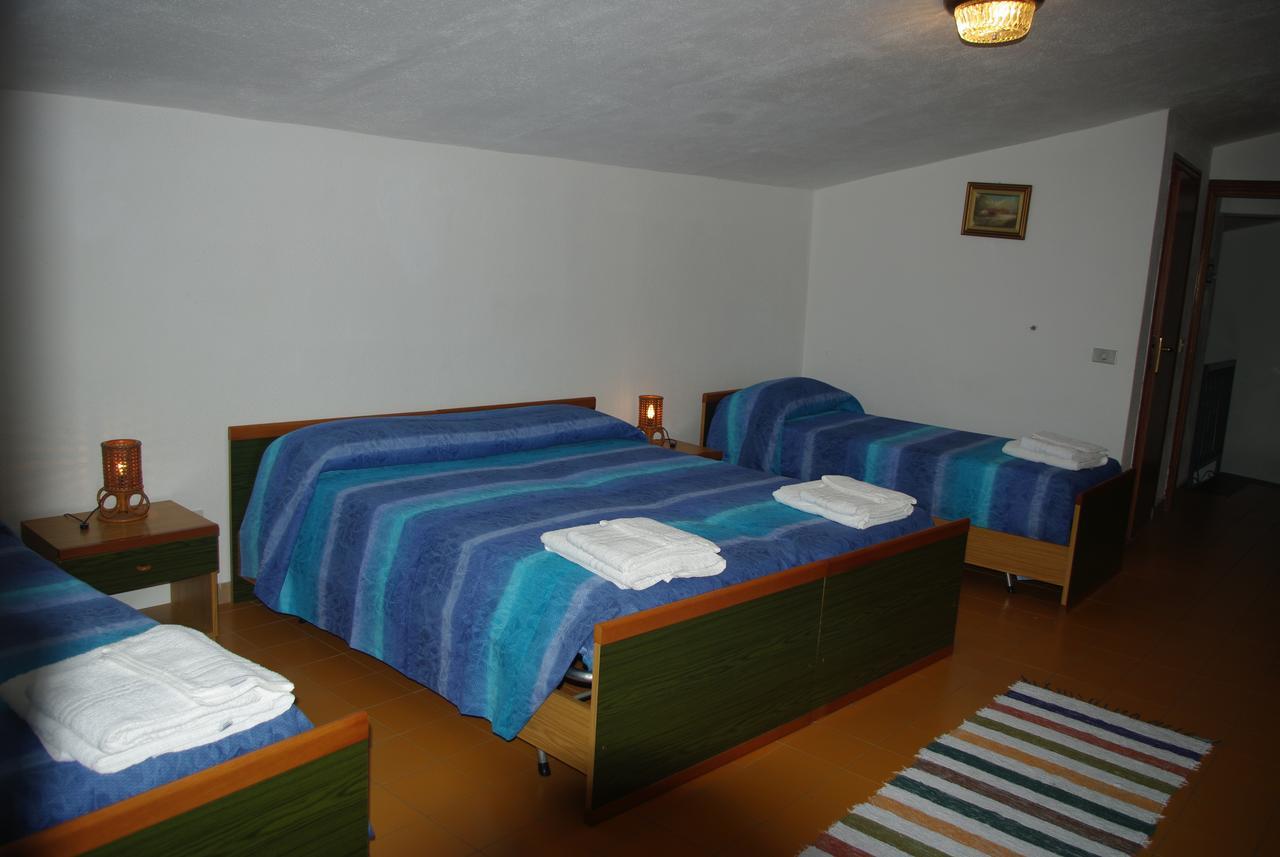 Hotel Le Due Lanterne à Aieta Extérieur photo